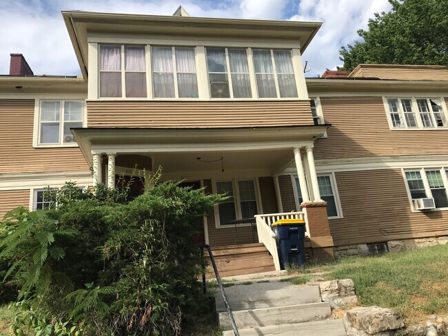 Building Photo - 102 E 38th St Rental