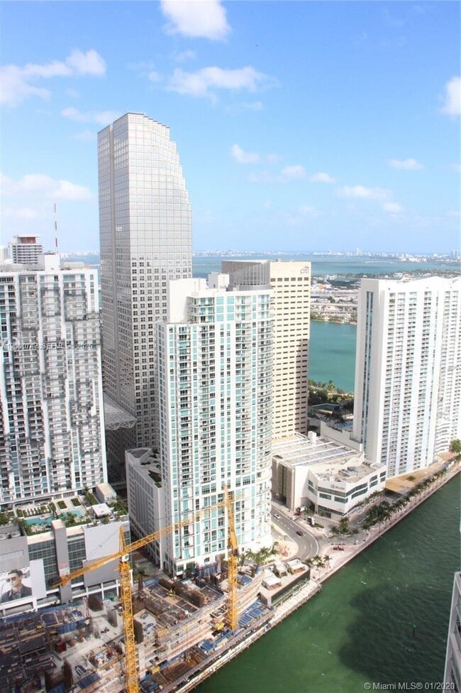 Photo - 475 Brickell Ave Unidad 5012