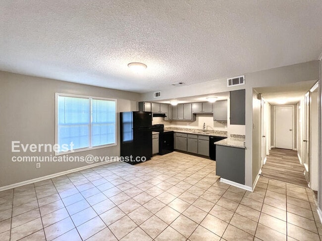 Photo - 5698 Winterwood Dr