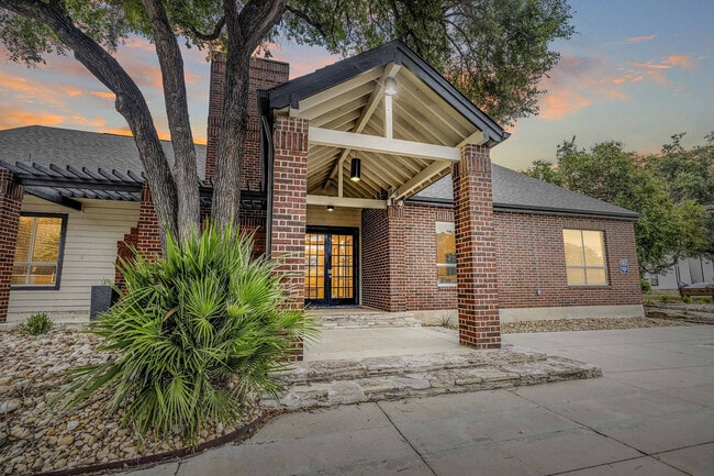 Brixton_BB_Resized_001 - Brixton