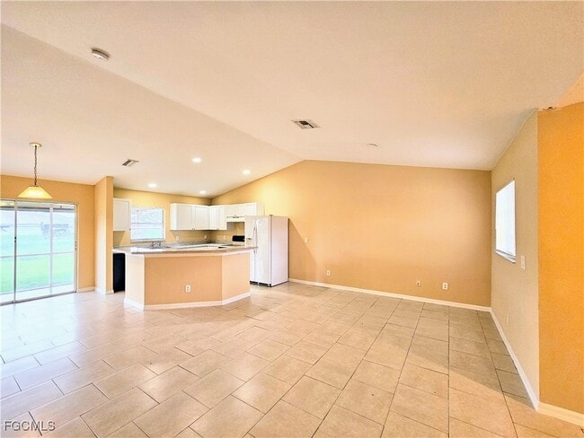 Building Photo - 1114 Harry Ave S Rental