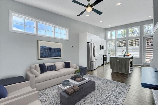 Photo - 900 Brees Ct