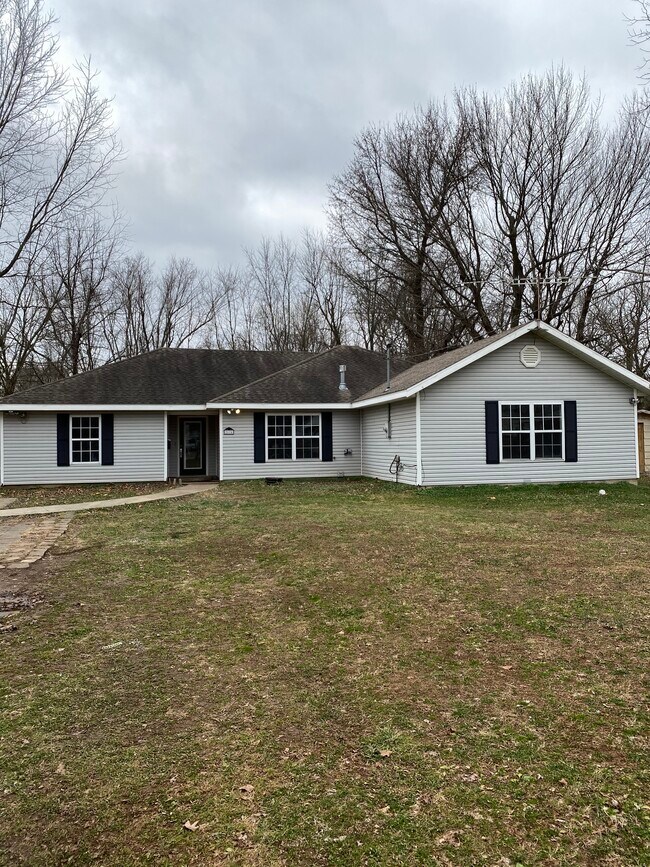 Photo - 2624 E Cherry St