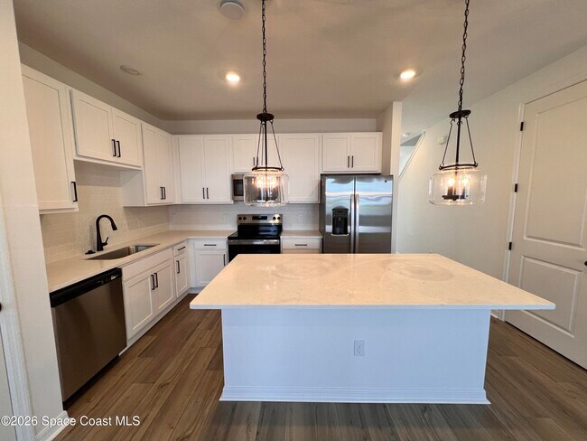 Photo - 1258 Bluewater Ln