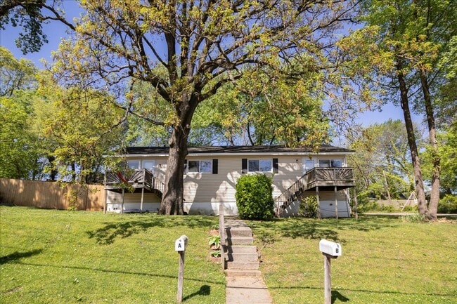 Photo - 2bd/1ba Duplex Unit in the Heart of Howell Station Minutes from W. Midtown!!