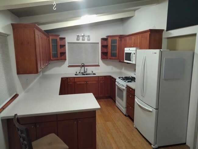 Kitchen - 1100 W 53rd Ave Unit Level Two