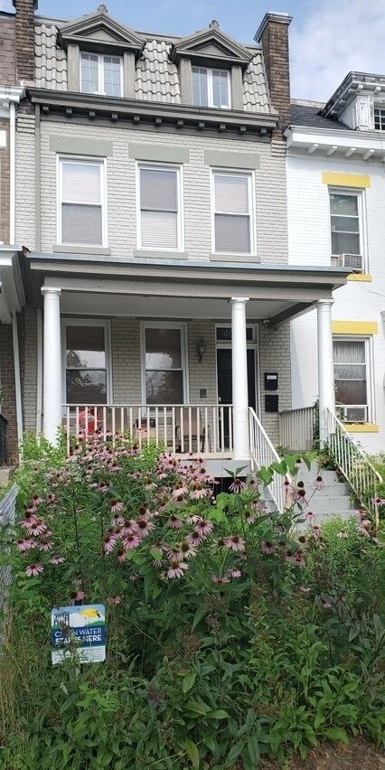 Photo - 4006 7th St NW