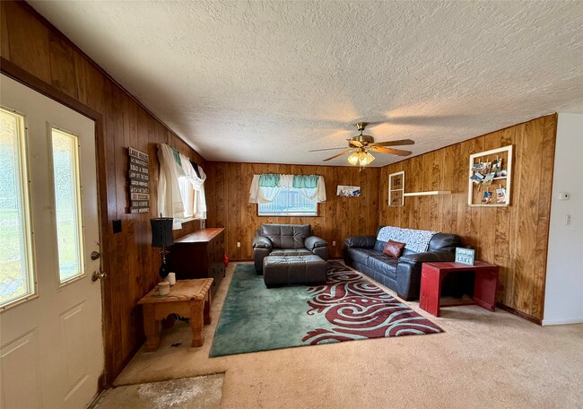 Photo - 282 Water View Dr
