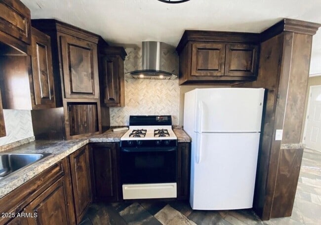 Photo - 1522 E 9th St