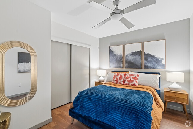 1BR, 1BA - 642SF - Bedroom