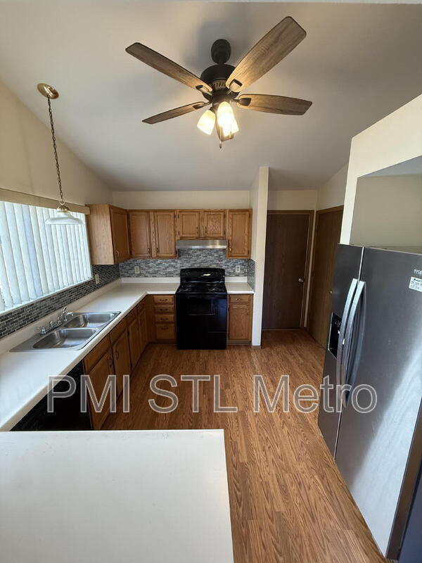 Photo - 3865 Kentucky Derby Dr