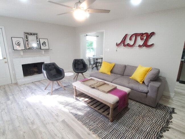 Photo - 2501 Parker Ln Unit SI ID1519908P