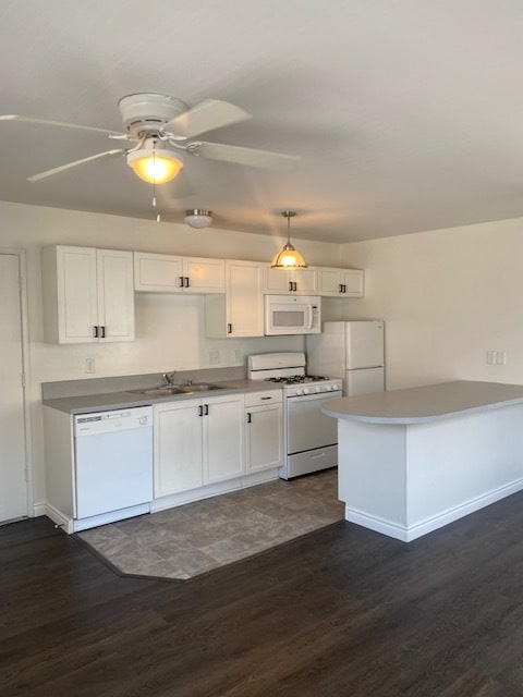 Building Photo - 10815 Kling St Unit 2