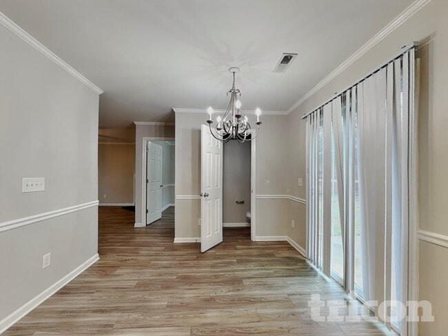 Photo - 4097 Village Park Ct