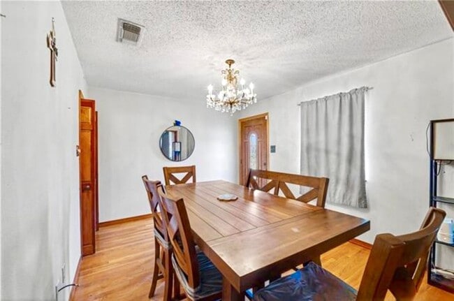 Photo - 1300 Belmont Pl