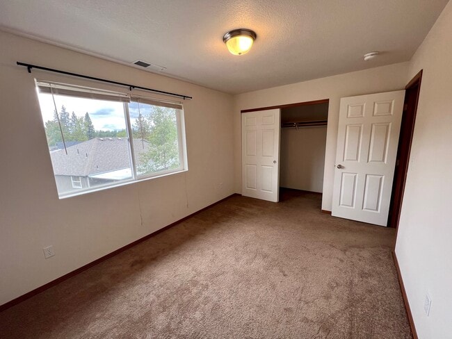 Photo - 297 Sowell Dr