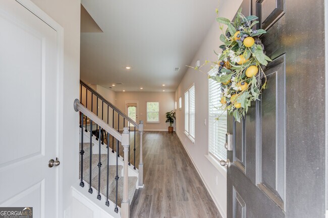 Photo - 1325 Lyon Wy Dr