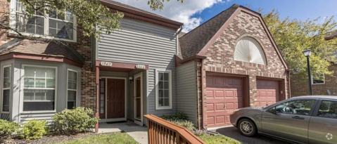 Building Photo - 1346 Chanticleer- Rental