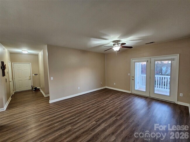 Photo - 10675 Hill Point Ct