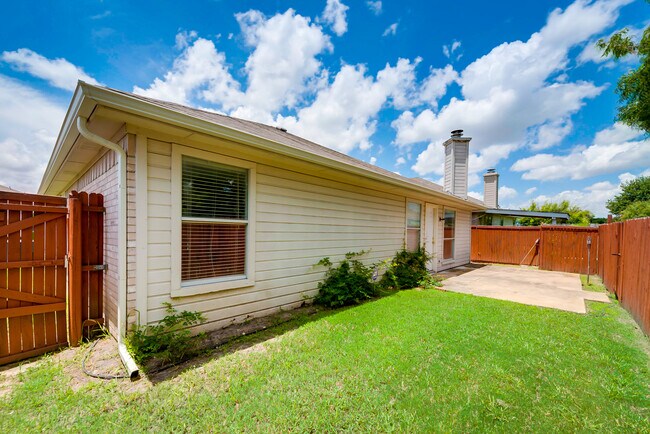 Photo - 4838 Orchard Ridge Dr