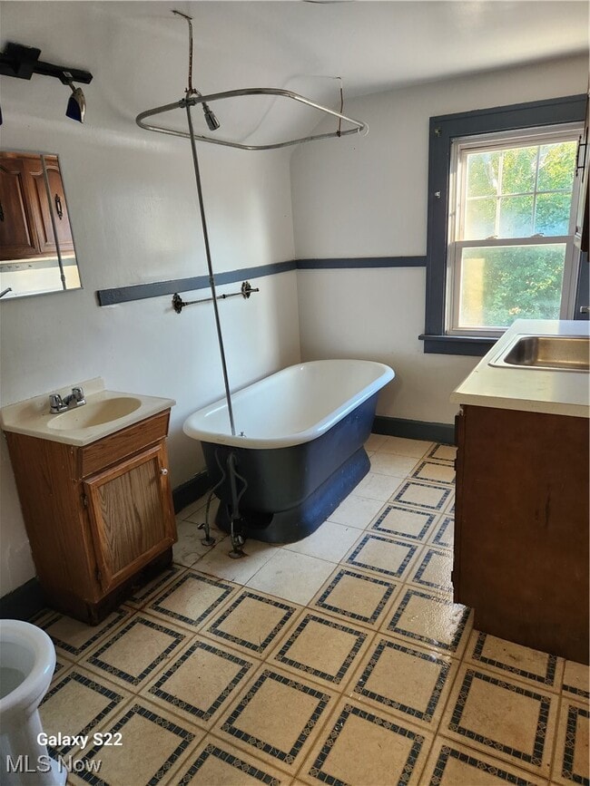 Photo - 17628 Winslow Rd Unit 3