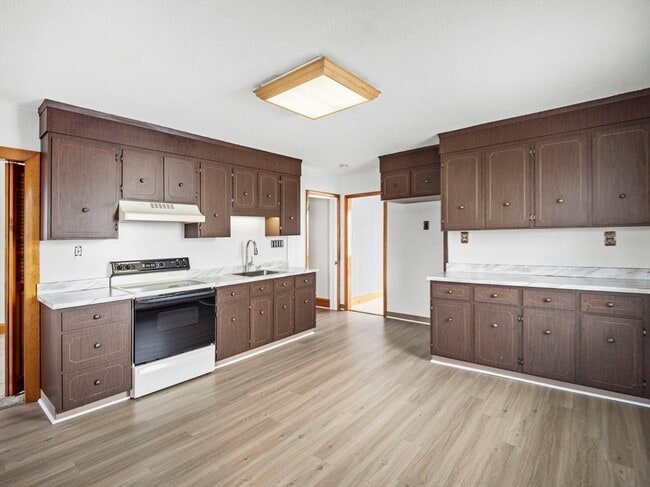 Photo - 69 Stowers St Apartment Unit 2