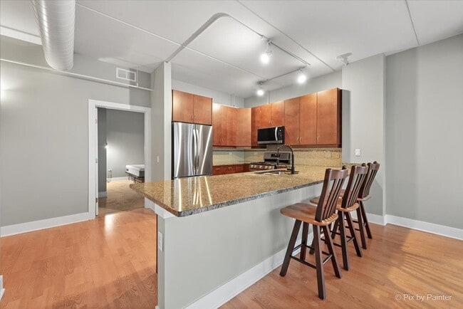 Photo - 873 N Larrabee St Unit 201