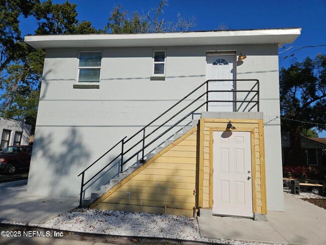 Building Photo - 3610 Boulevard Unit 1 Rental