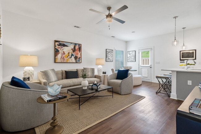 216 Huntley Knl Pl