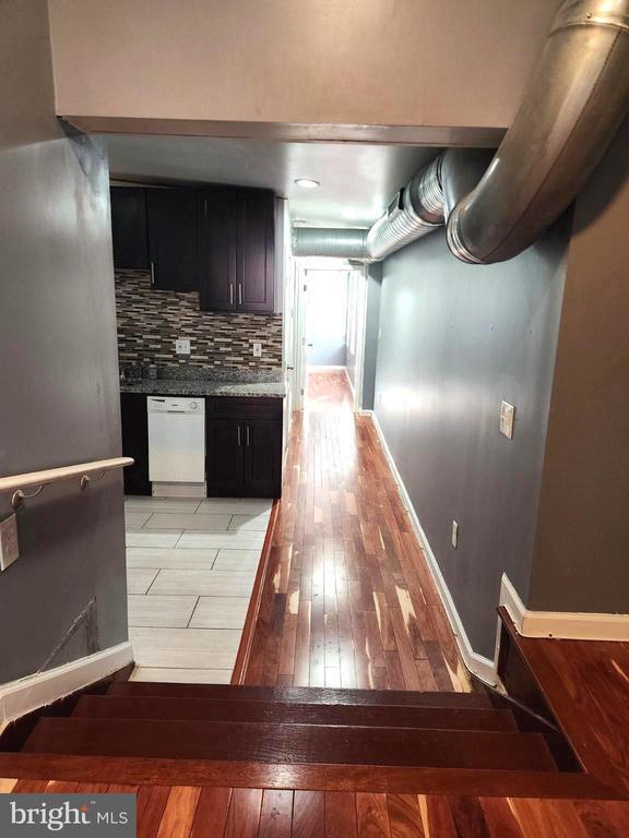 Photo - 1421 W Baltimore St