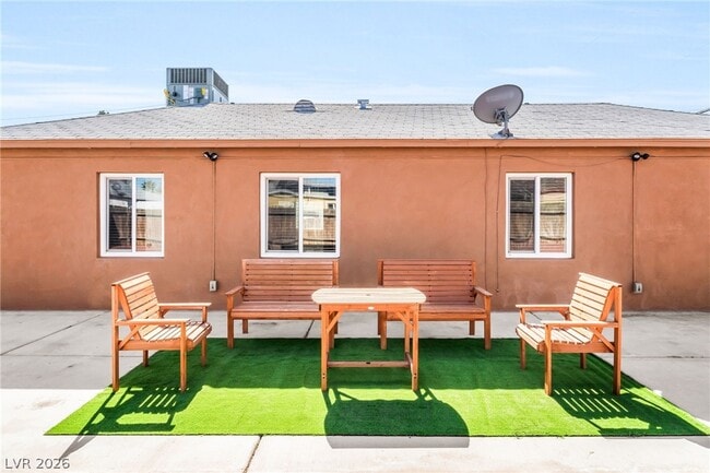 Building Photo - 4218 Fulton Pl