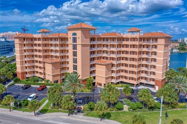 Photo - 530 S Gulfview Blvd Unit 401