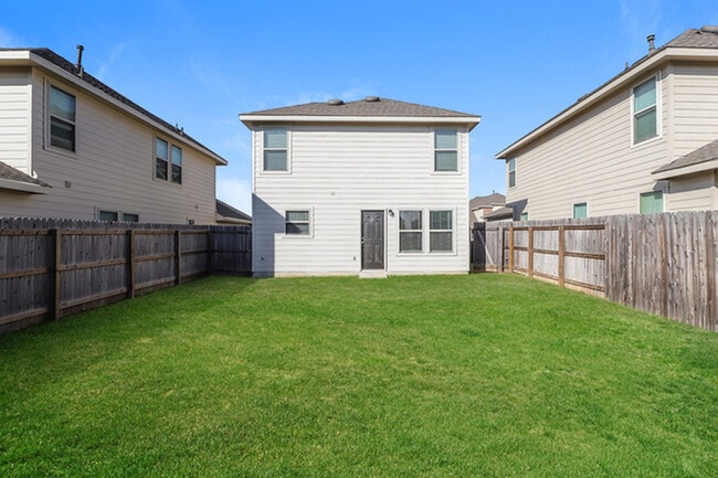 Photo - 5106 Jade Crossing