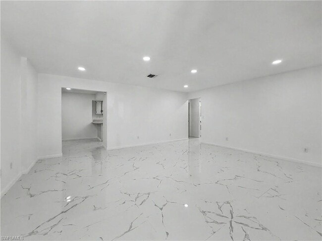 Photo - 2101 Hibiscus Rd