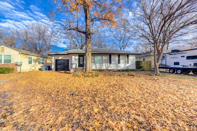 Photo - 2 Bed | 1 Bath