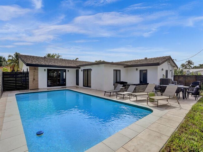 Photo - 5501 NE 18th Terrace