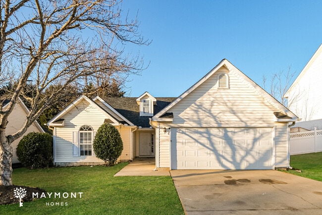 Building Photo - 1045 Meadow Glen Cir