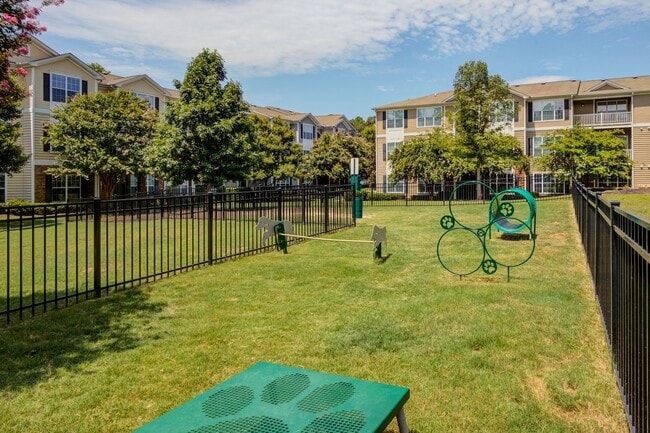 Parque para perros - The Estates at Perimeter