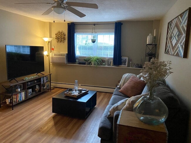 Photo - 25 Arlington Rd Unit 3 2