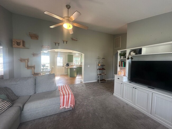 Photo - 110 Killis Blvd