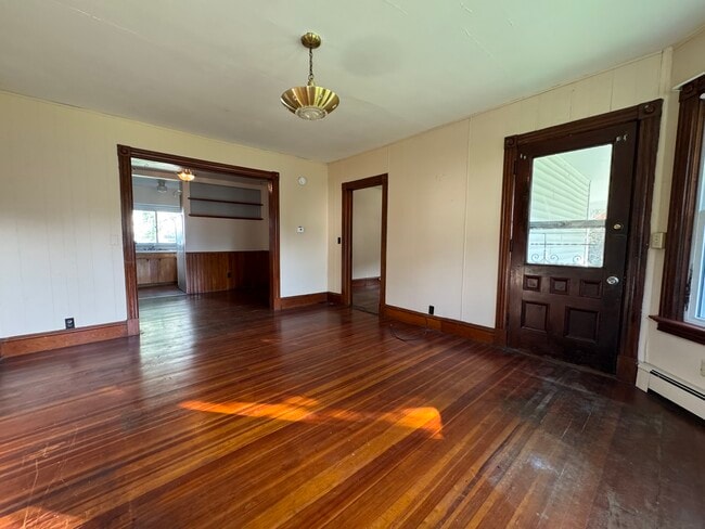 214 Beech St Unit 214 Beech St