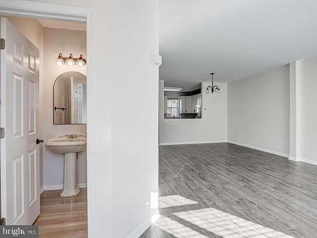 Photo - 20824 Shamrock Glen Cir