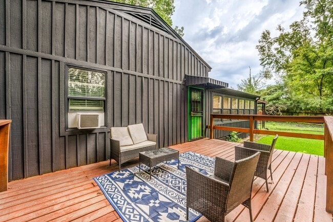 449 Green Acres Rd