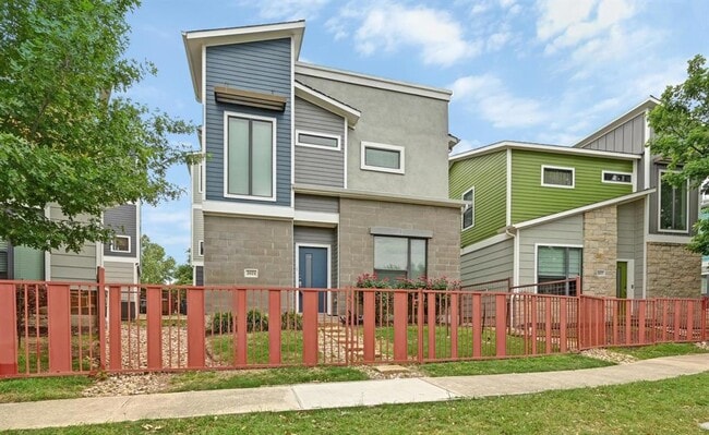 Photo - 2021 Carlson Dr