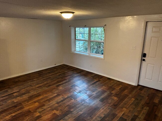 Photo - 506 Le Conte St