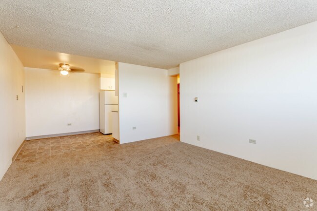 Avon North Apartments
