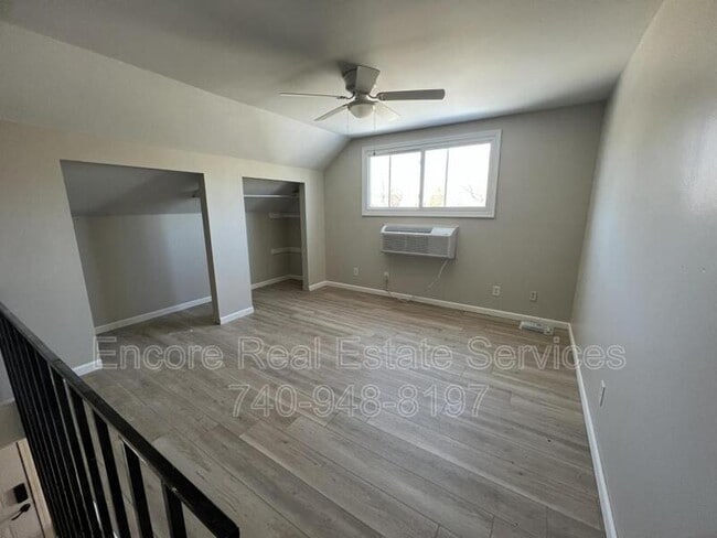 Photo - 396 N Cedar St