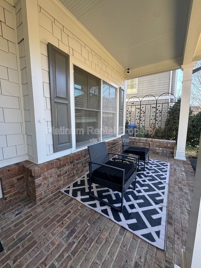 Photo - 1705 Barfield Run NW