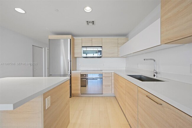 Photo - 16385 Biscayne Blvd Unit 3020