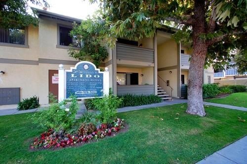 Photo - Lido Apartments - 240-244 S Esplanade